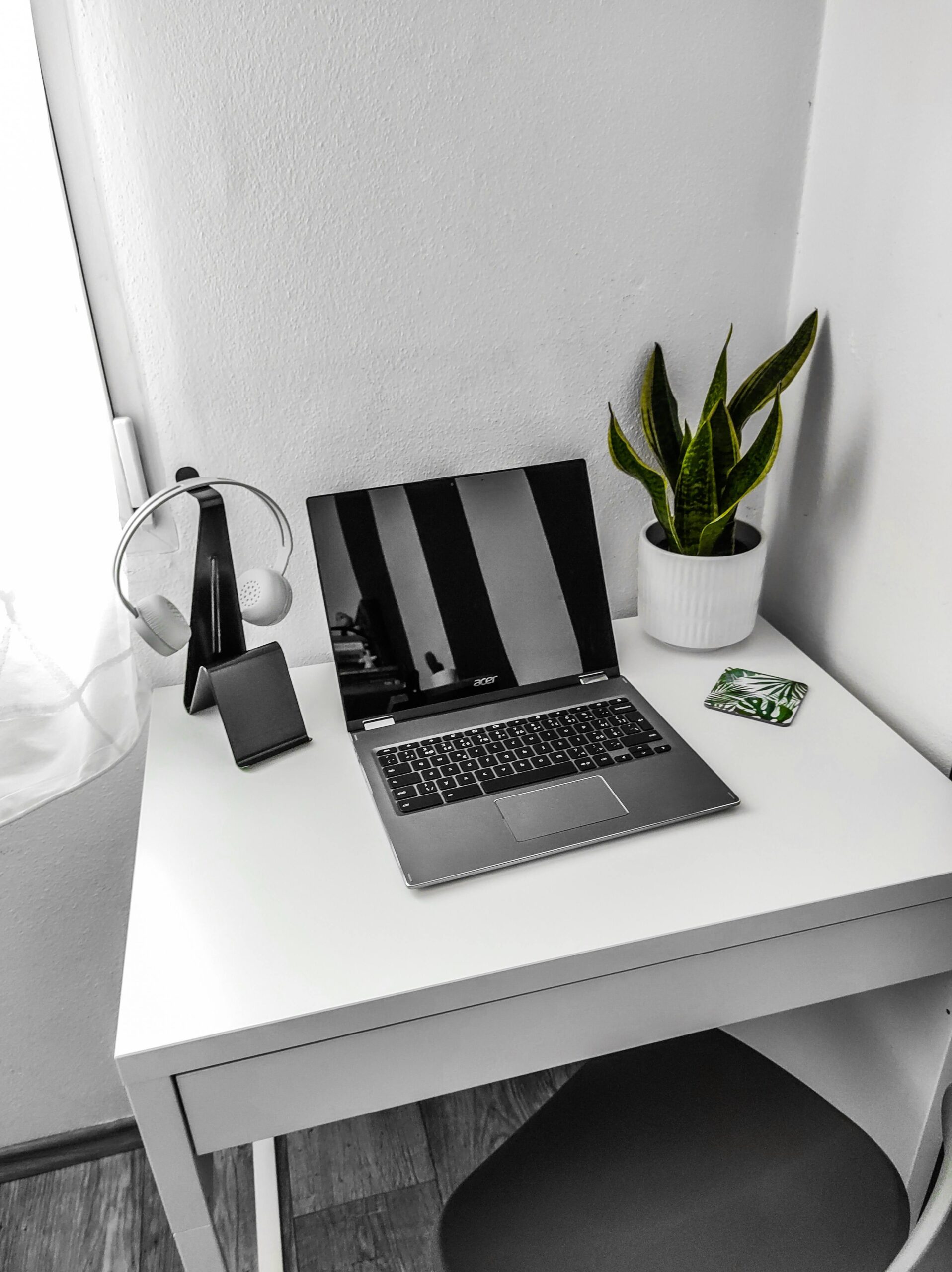 tom-herlik-D8n2IgKVXv0-unsplash